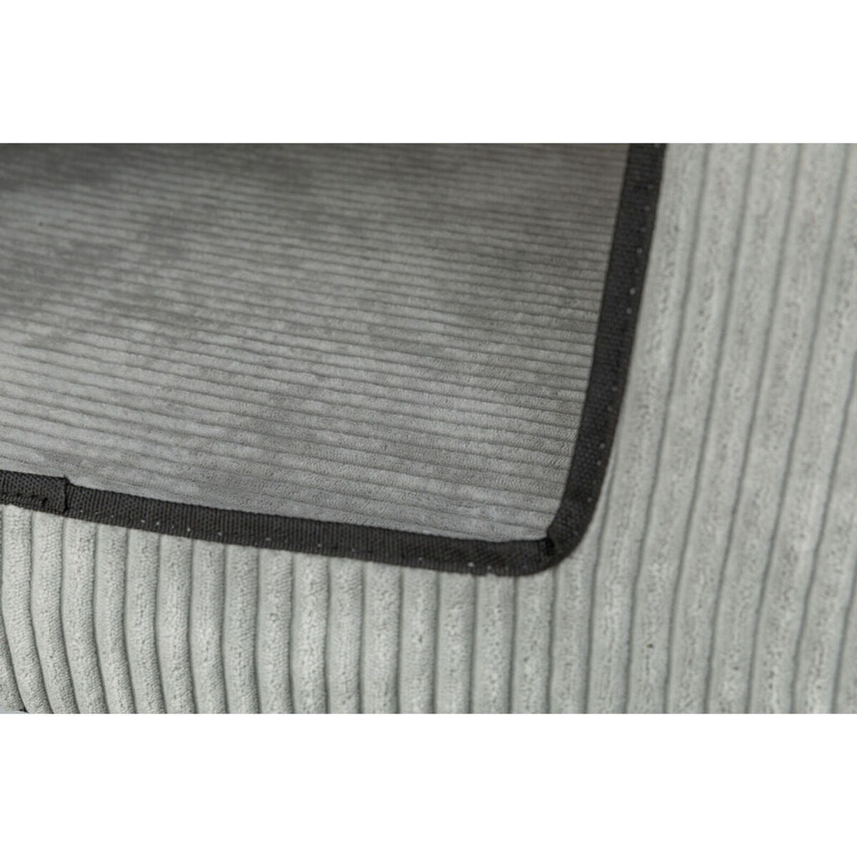 V3H6C9A875366DB649FB5FC3760BF112657R7463591P9